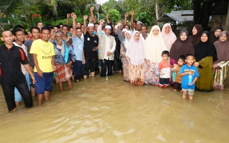 100 Penduduk Terperangkap Banjir Dihulurkan Bantuan